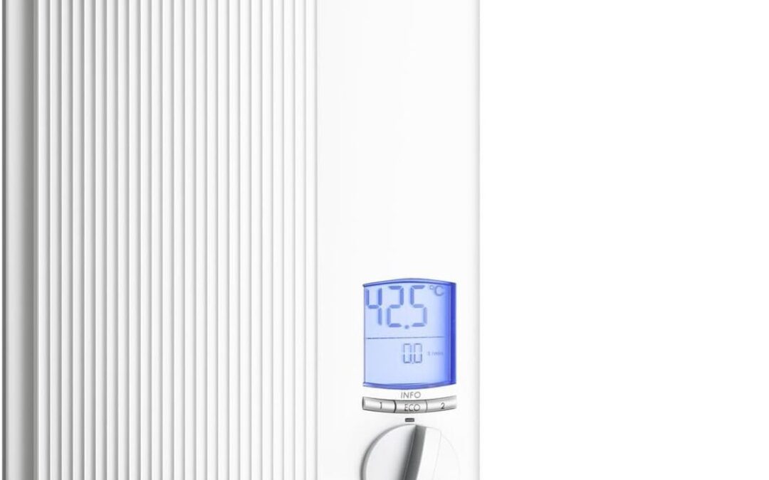 Test du chauffe-eau électronique AEG 222395 : performance et compatibilité solaire