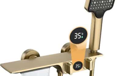 Test du robinet cascade or brossé : affichage de température et douchette 3 fonctions