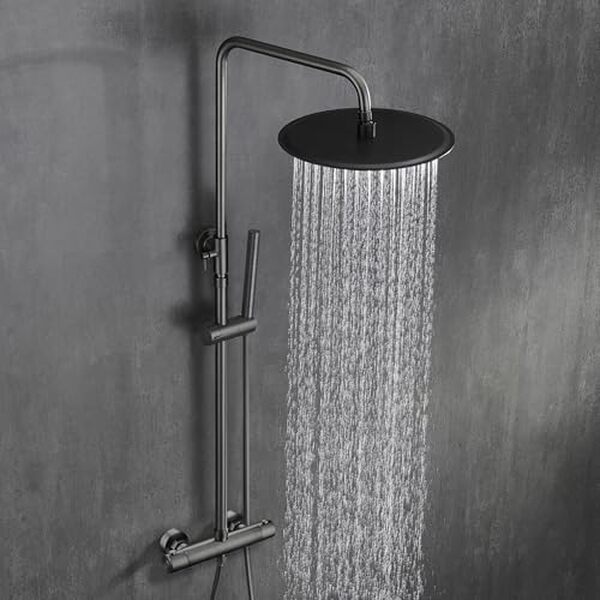 Découvrez notre test détaillé de la colonne de douche Görbach avec mitigeur thermostatique et barre réglable : performances, avantages et inconvénients.