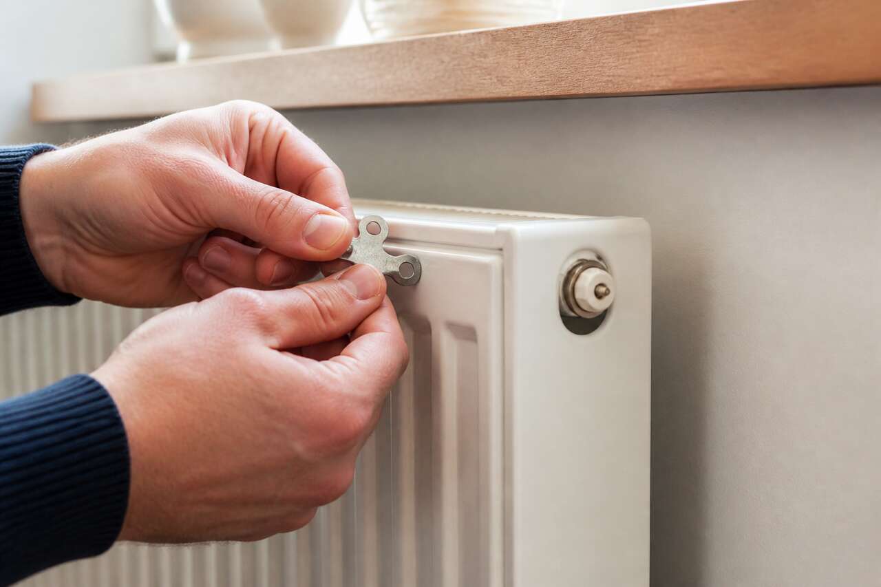 Pourquoi purger ses radiateurs change vraiment la chauffe Pourquoi purger ses radiateurs change vraiment la chauffe